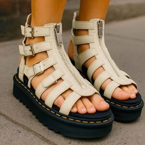 Dr. Martens Olson Tumbled Nubuck Leather Gladiator Zip Sandals SMOKED MINT Sz 8